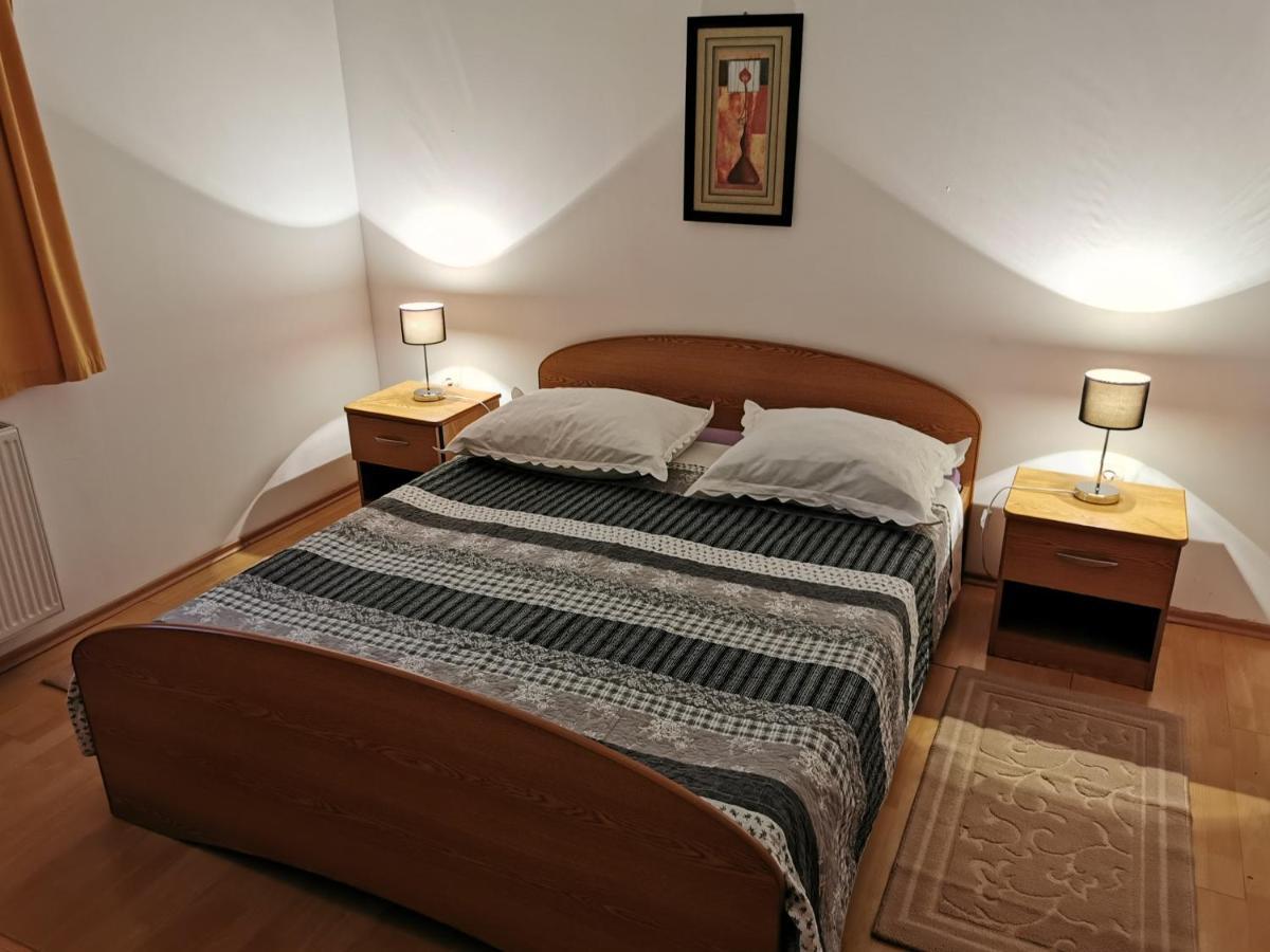 Apartmani Prova Tisno Exterior foto